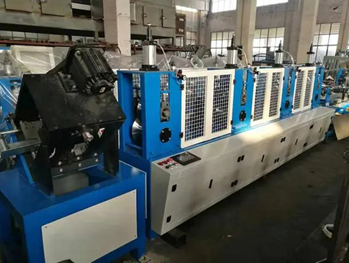 紙護(hù)角生產(chǎn)線(xiàn)